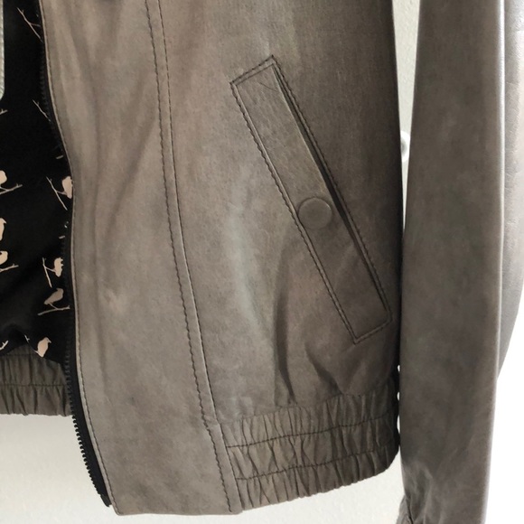 Modern Amusement Gray Leather Jacket - Picture 5 of 8